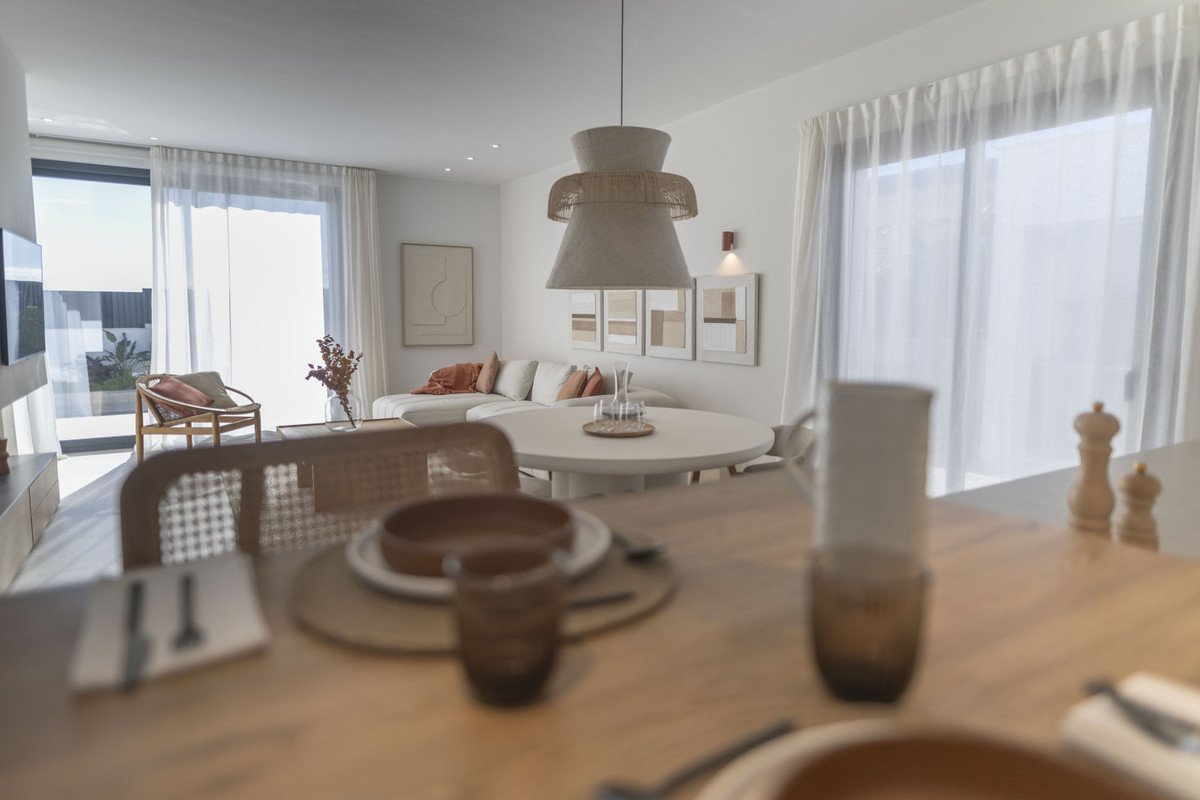 3 Bed New Development in Altaona Golf and Country Club