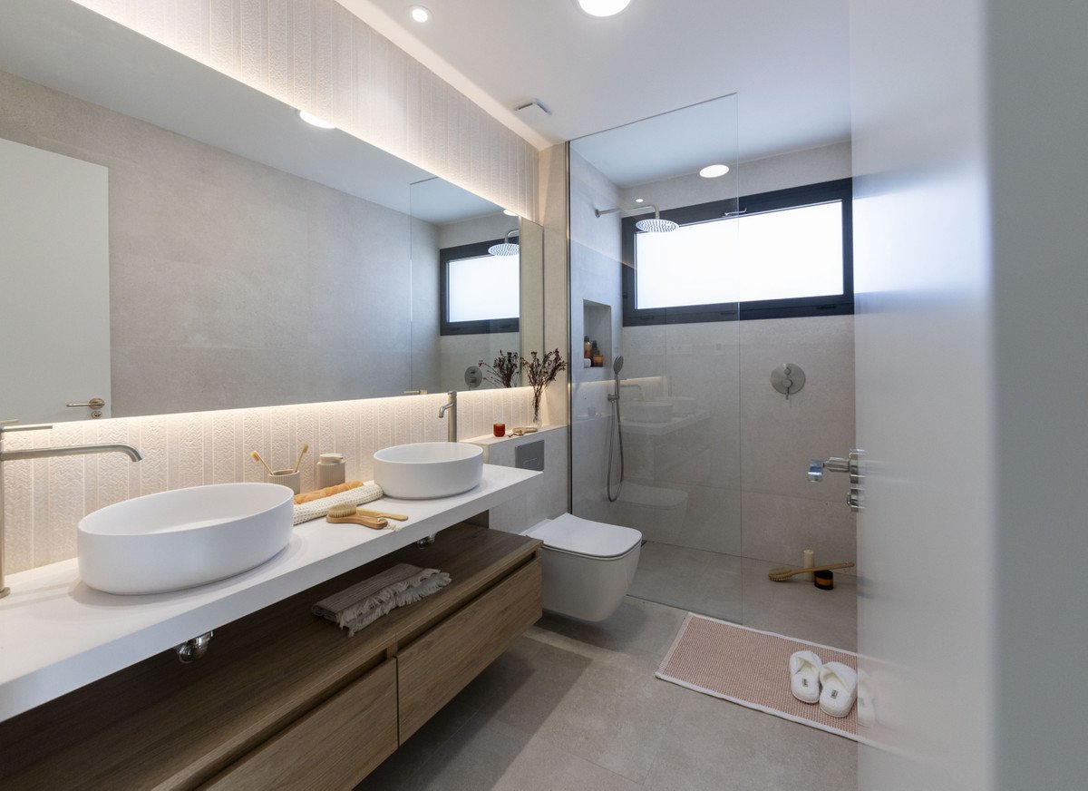 3 Bed New Development in Altaona Golf and Country Club