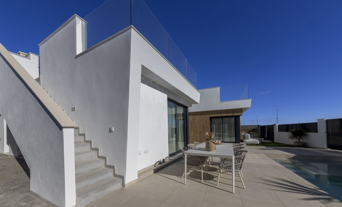3 Bed New Development in Altaona Golf and Country Club