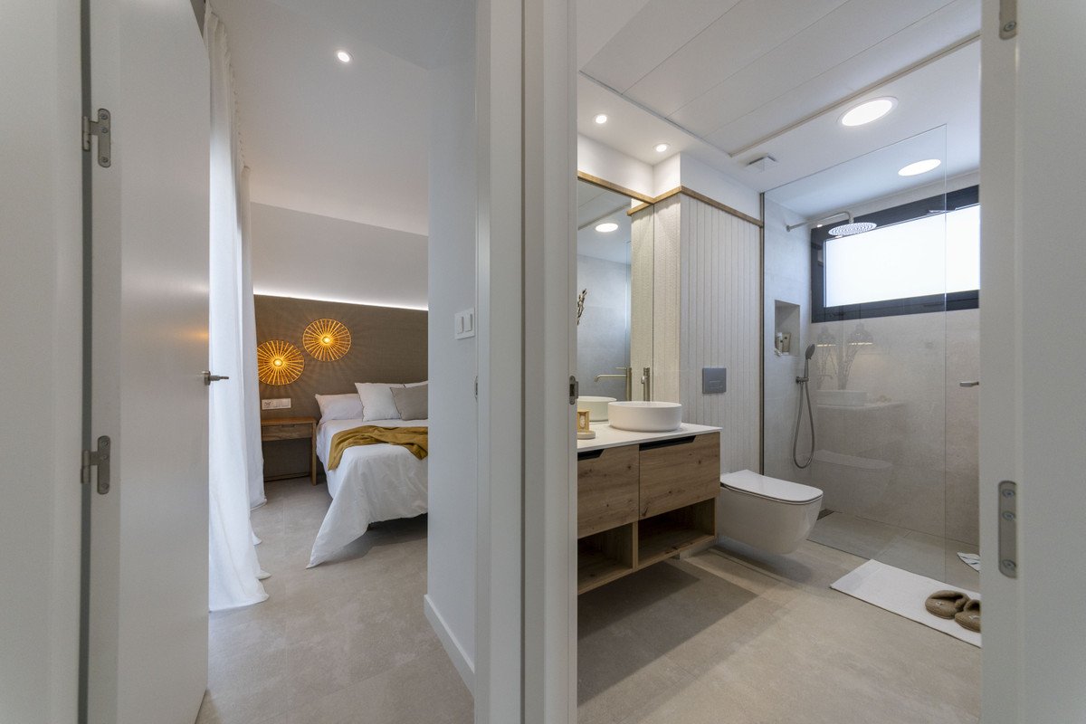 3 Bed New Development in Altaona Golf and Country Club