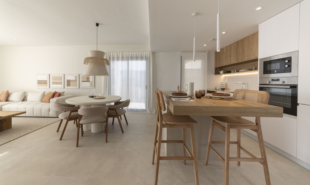 3 Bed New Development in Altaona Golf and Country Club