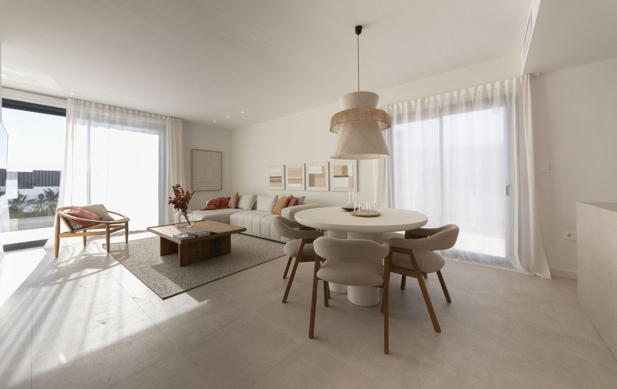 3 Bed New Development in Altaona Golf and Country Club