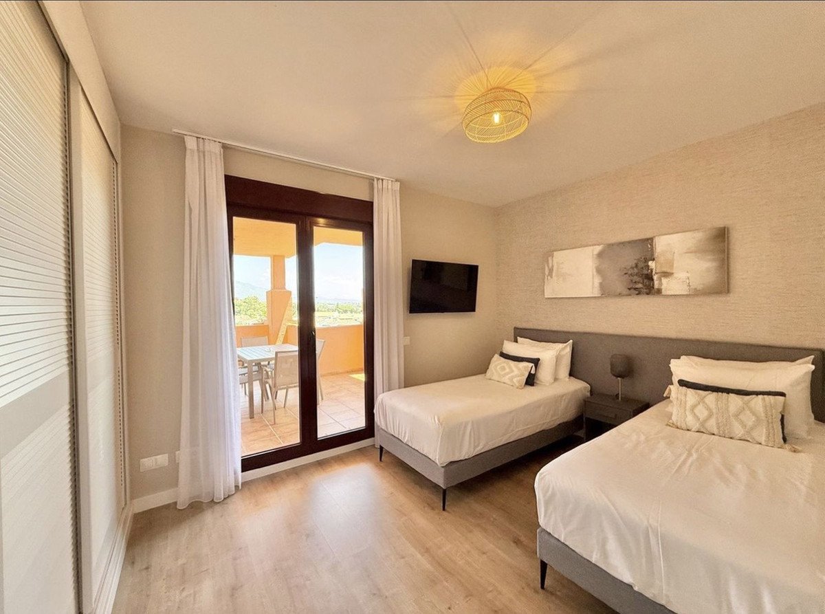 3 Bed Penthouse Duplex in El Paraiso