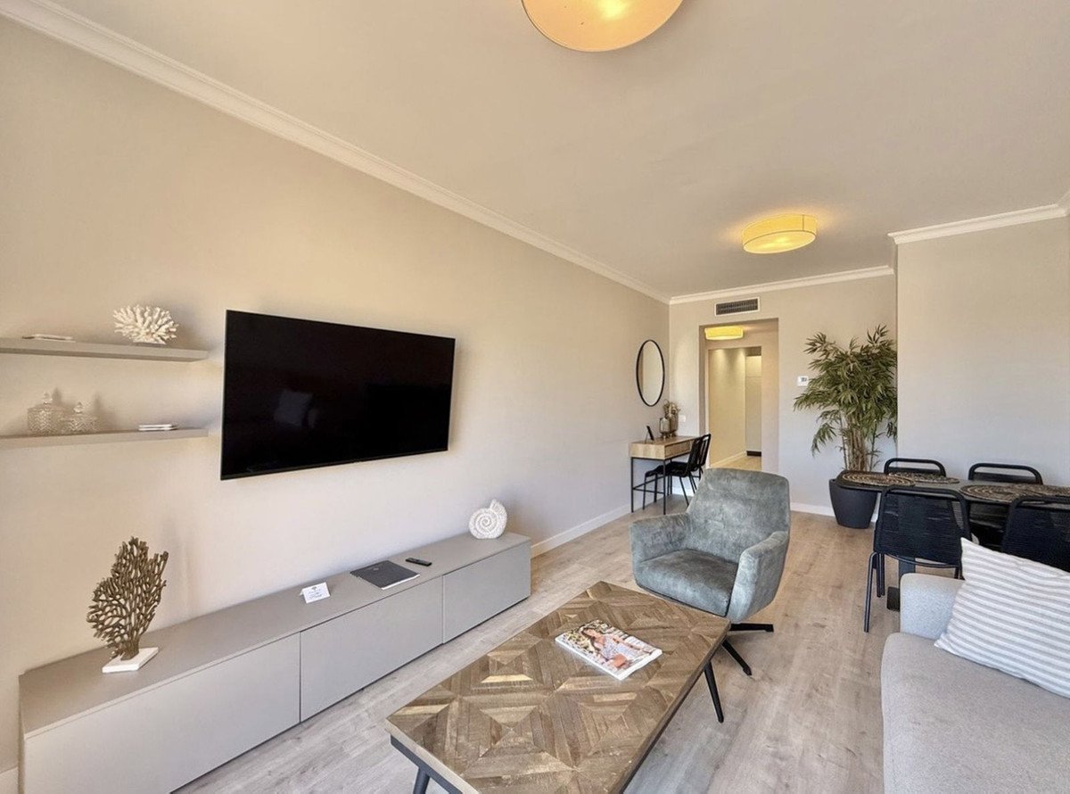3 Bed Penthouse Duplex in El Paraiso