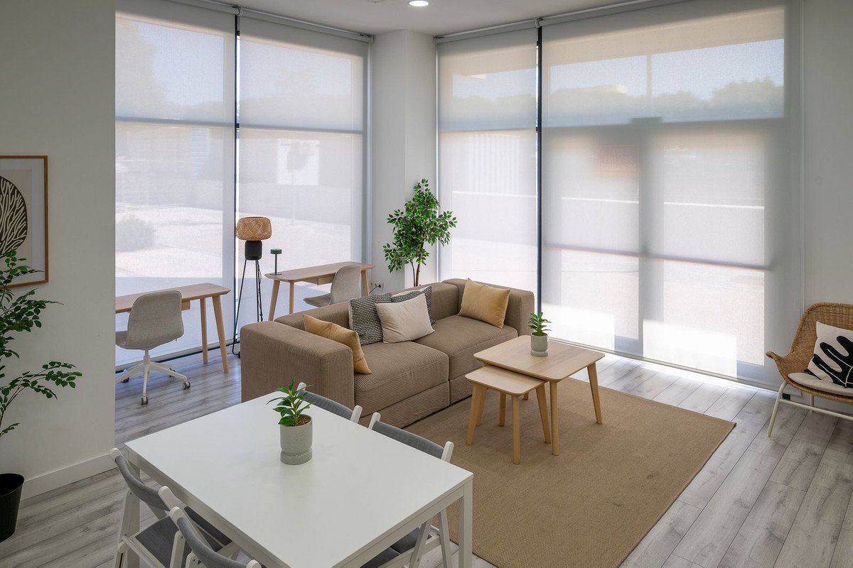 2 Bed Top Floor Apartment in Capuchinos