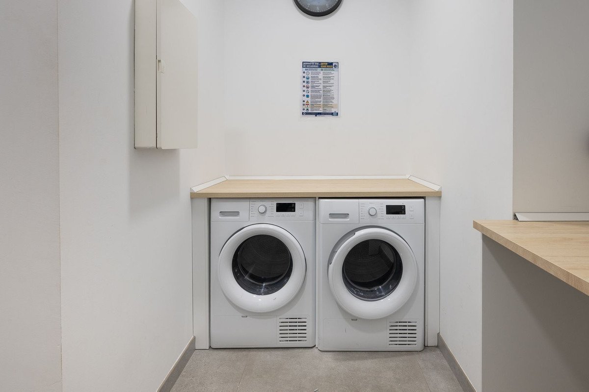 2 Bed Top Floor Apartment in Capuchinos