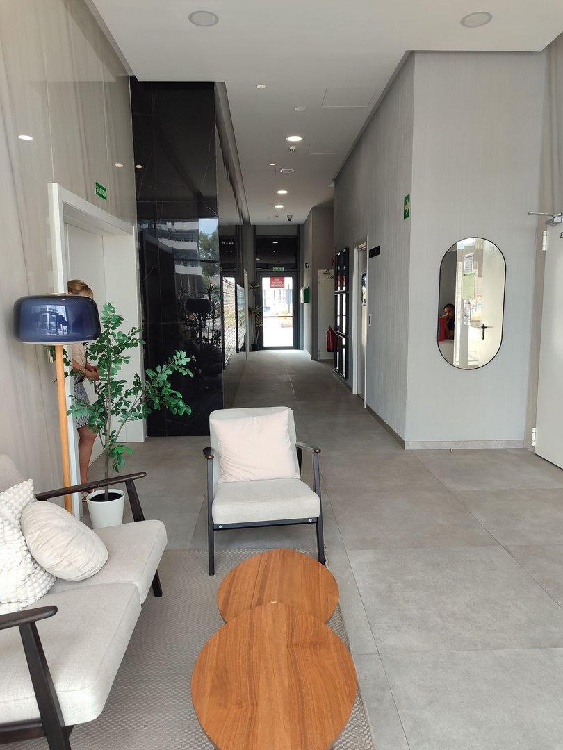 2 Bed Top Floor Apartment in Capuchinos