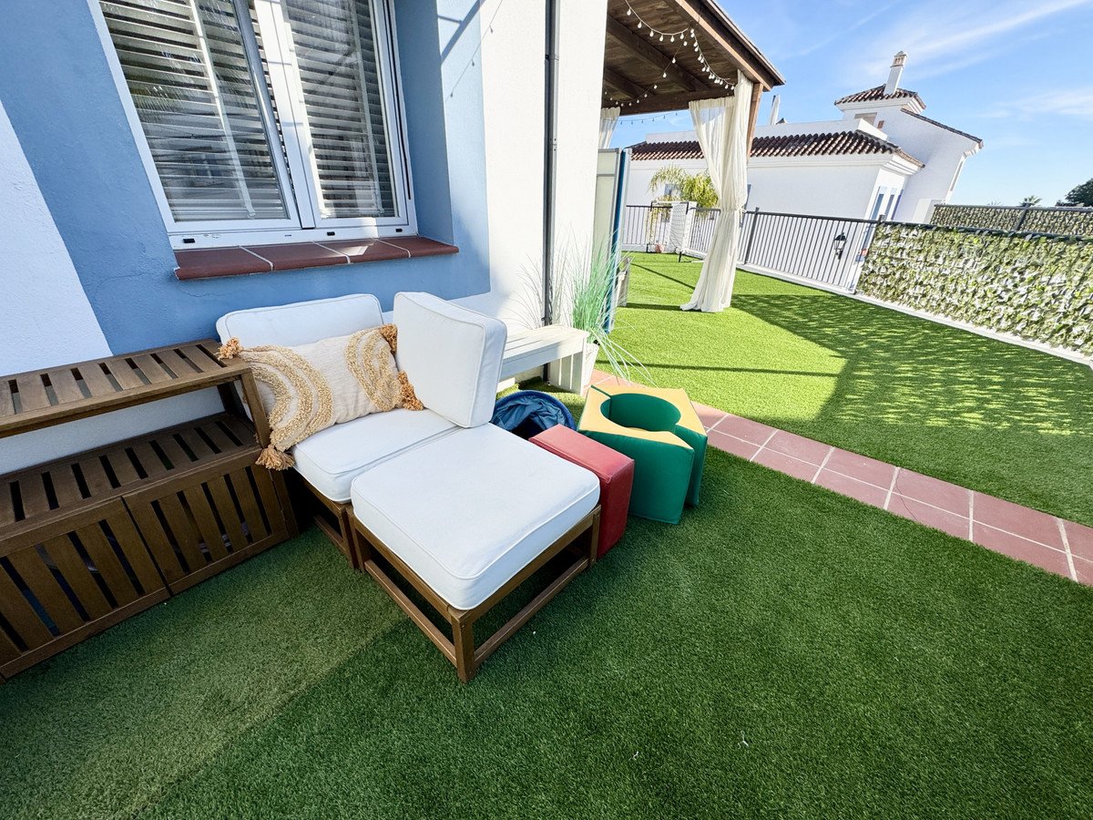 3 Bed Middle Floor Apartment in Benahavís