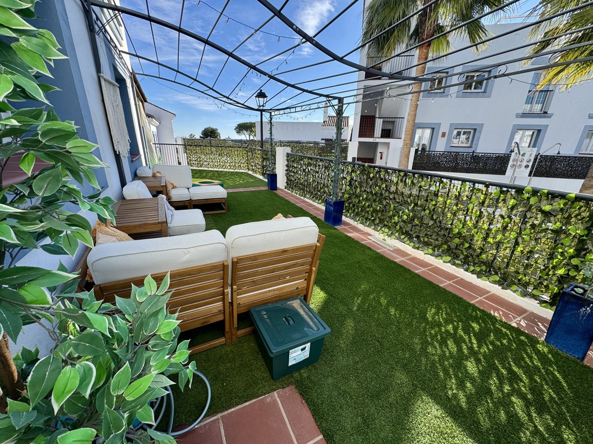 3 Bed Middle Floor Apartment in Benahavís