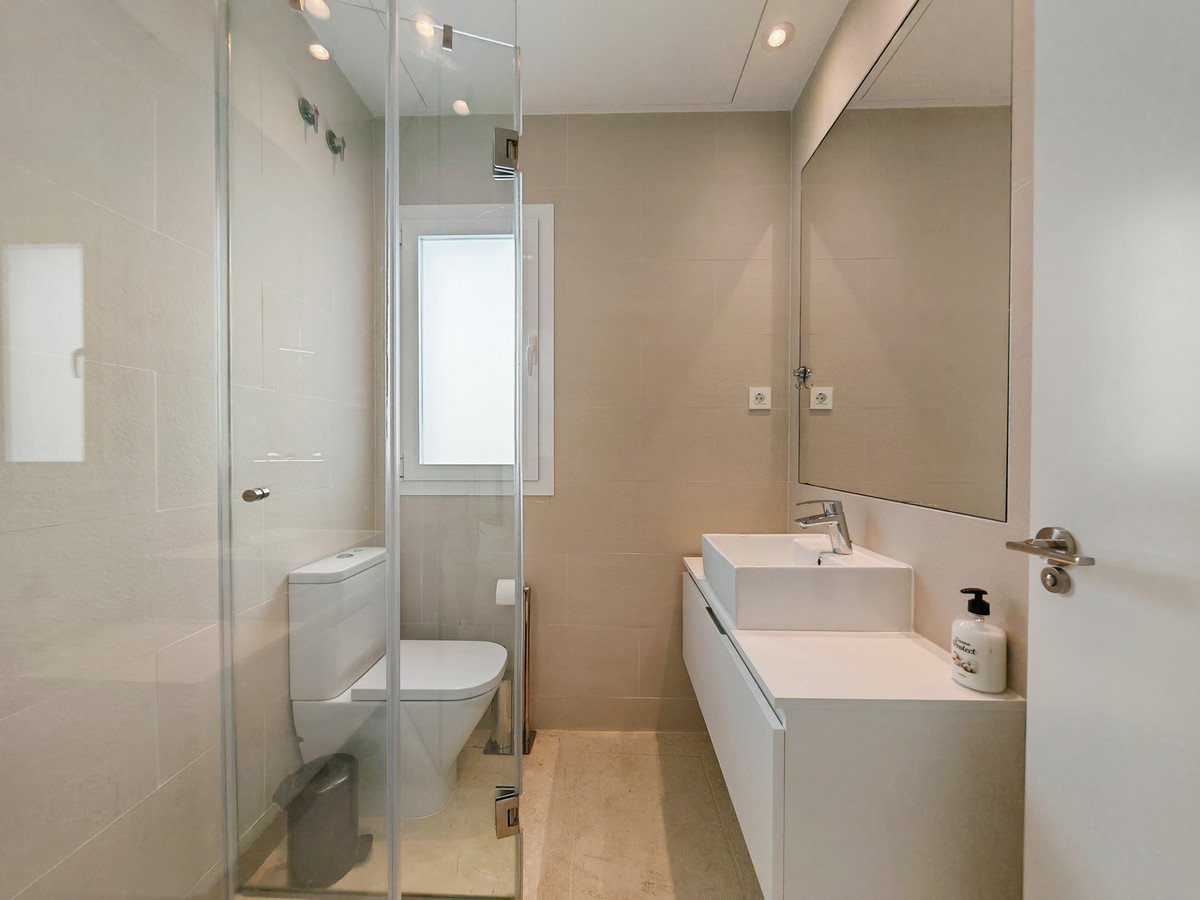 3 Bed Ground Floor Apartment in Benahavís