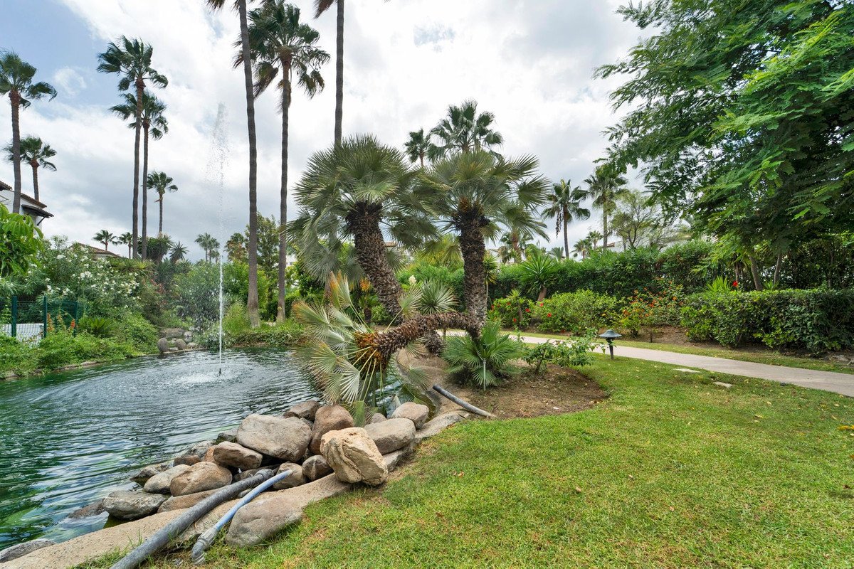 2 Bed Middle Floor Apartment in Cancelada
