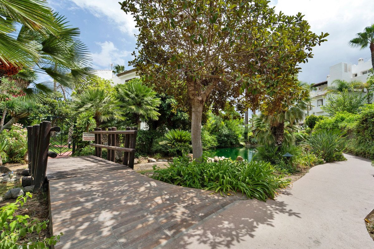 2 Bed Middle Floor Apartment in Cancelada