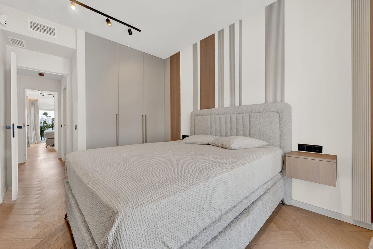 2 Bed Middle Floor Apartment in Cancelada