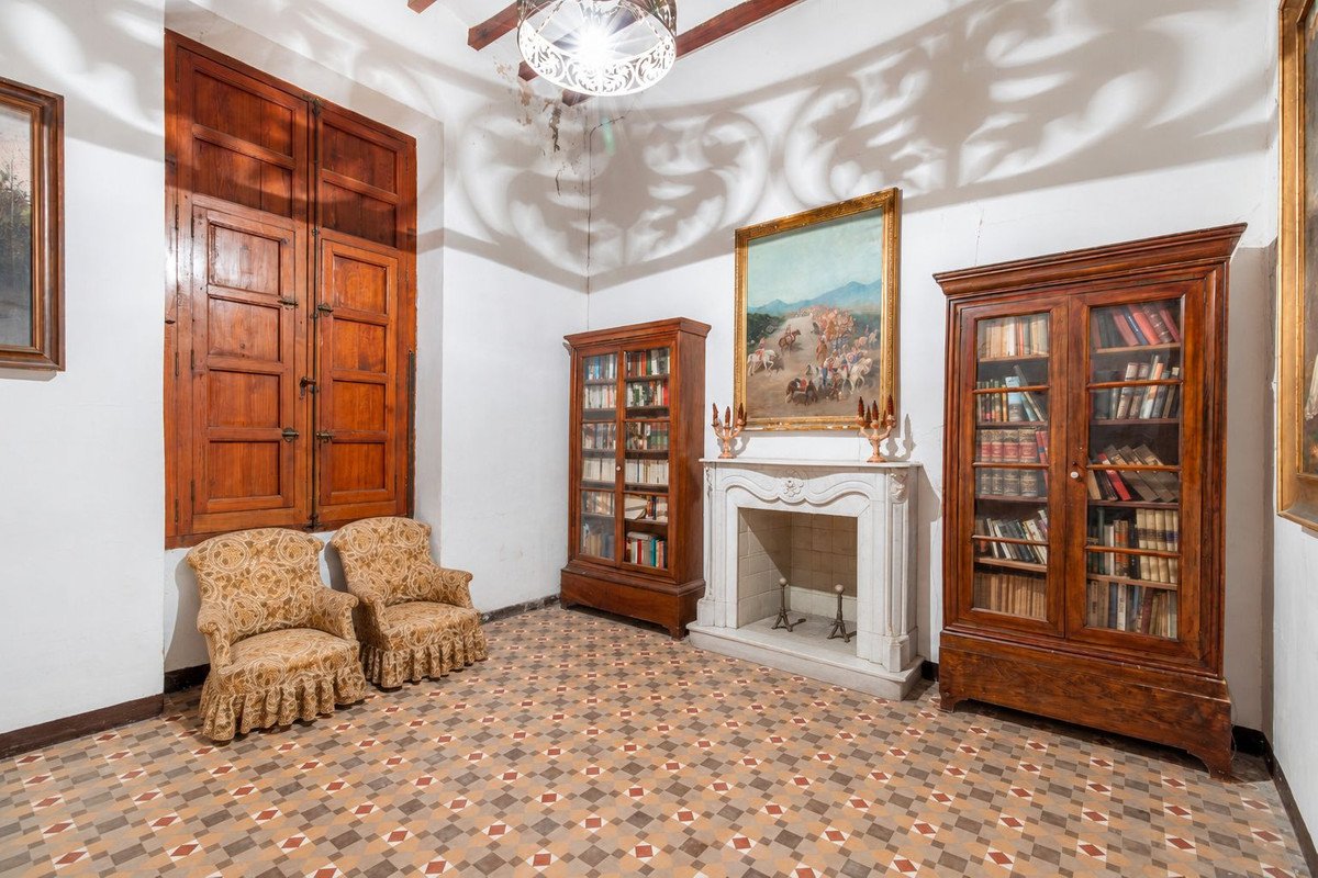 6 Bed Detached Villa in Benissa