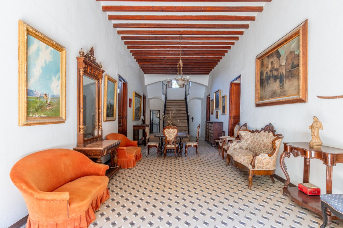 6 Bed Detached Villa in Benissa