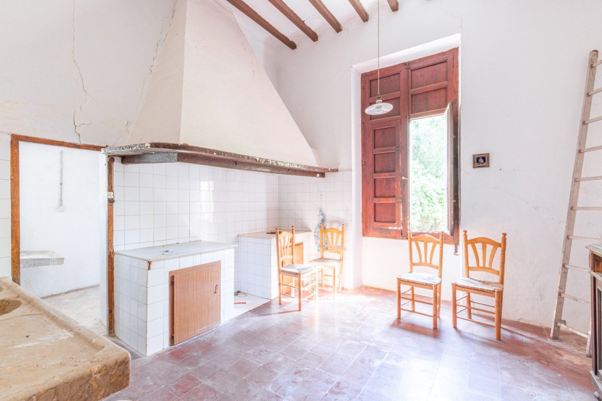 6 Bed Detached Villa in Benissa