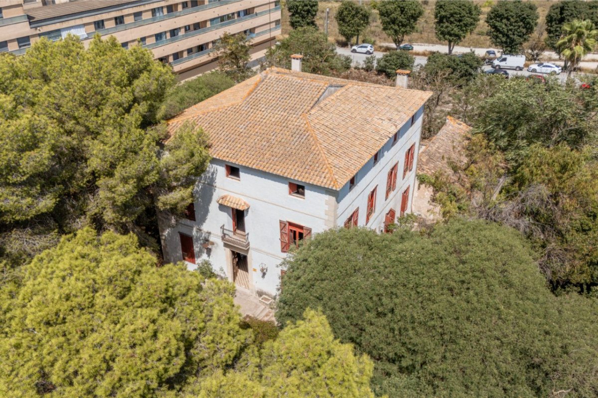 6 Bed Detached Villa in Benissa