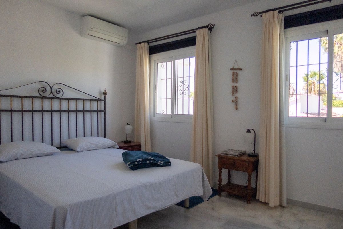 3 Bed Detached Villa in Estepona