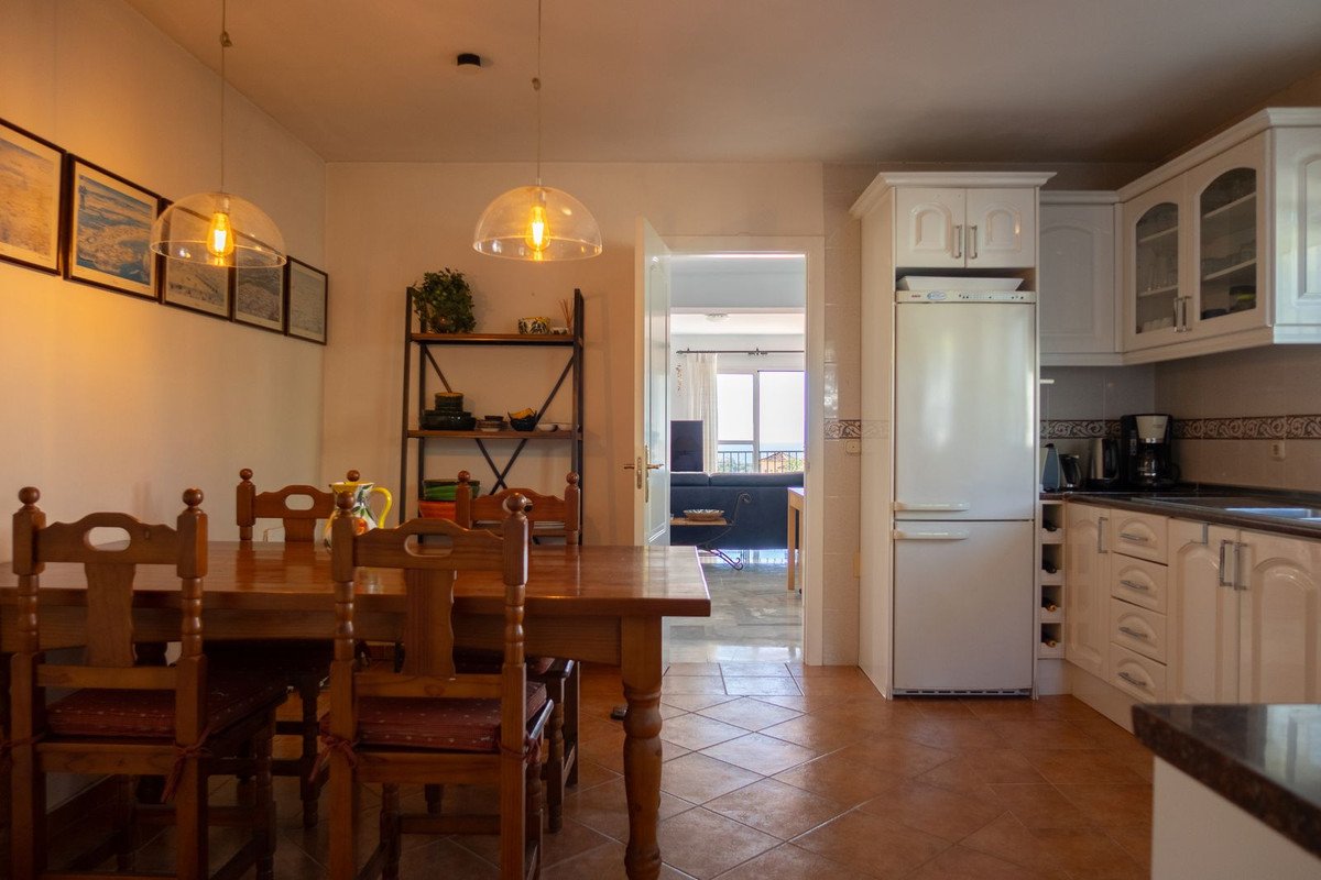 3 Bed Detached Villa in Estepona
