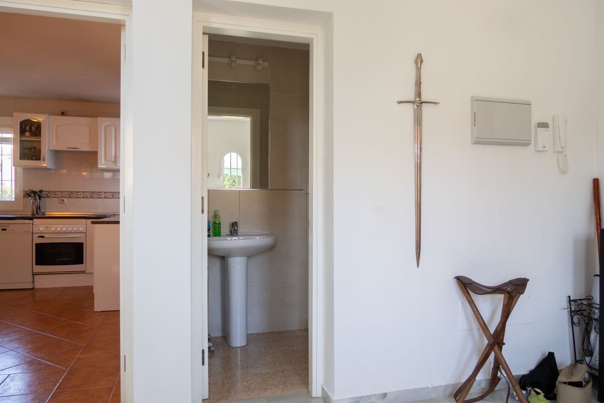 3 Bed Detached Villa in Estepona