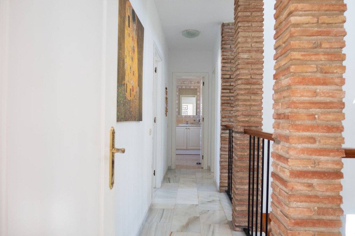 3 Bed Detached Villa in Estepona