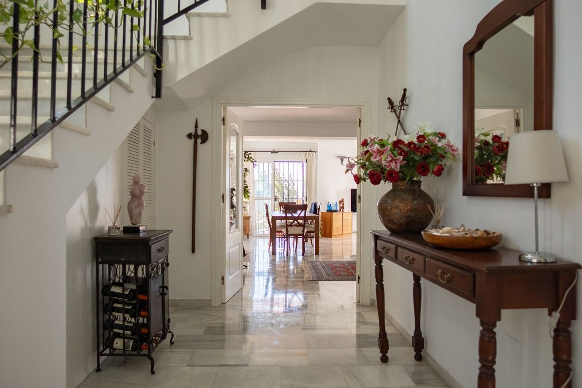 3 Bed Detached Villa in Estepona