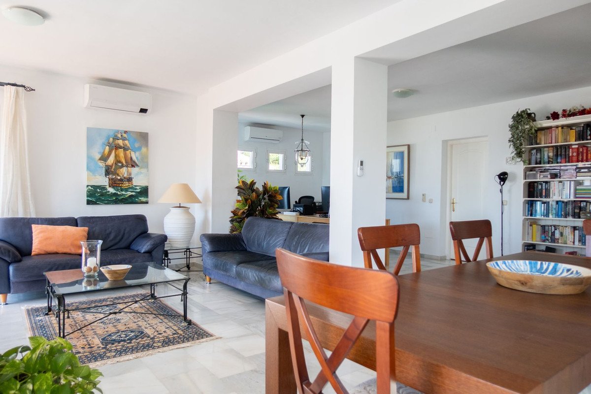 3 Bed Detached Villa in Estepona