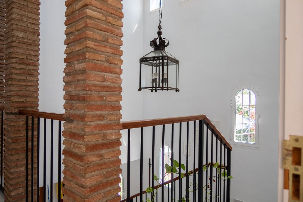 3 Bed Detached Villa in Estepona