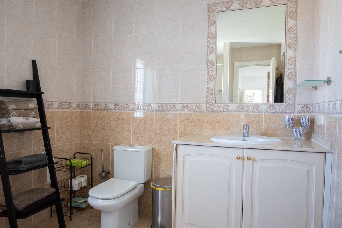 3 Bed Detached Villa in Estepona