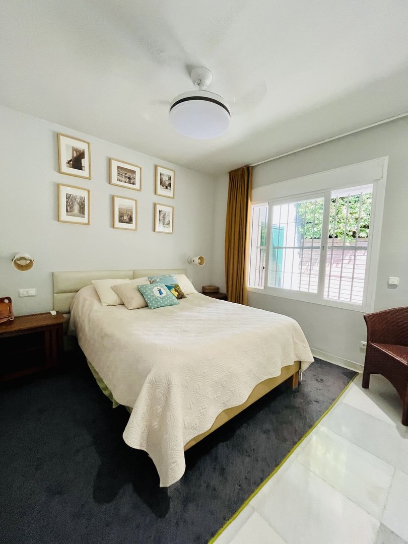 5 Bed Detached Villa in Guadalmina Baja