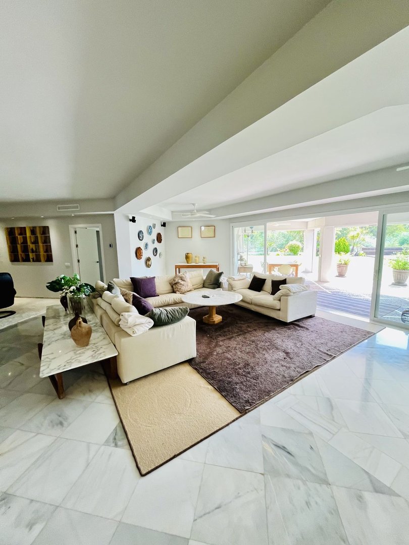 5 Bed Detached Villa in Guadalmina Baja