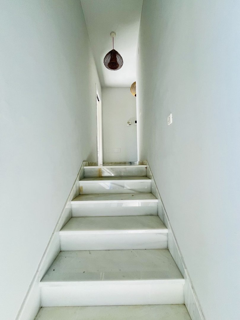 5 Bed Detached Villa in Guadalmina Baja