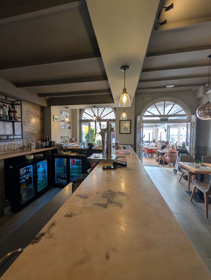 2 Bed Restaurant in Fuengirola