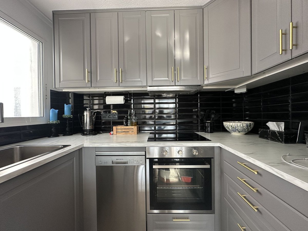 3 Bed Top Floor Apartment in Torrevieja