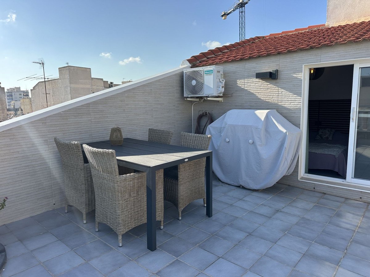 3 Bed Top Floor Apartment in Torrevieja