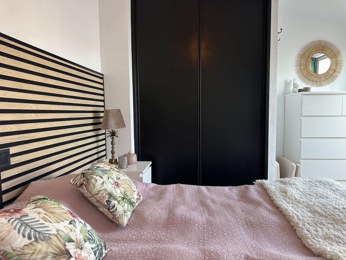 3 Bed Top Floor Apartment in Torrevieja