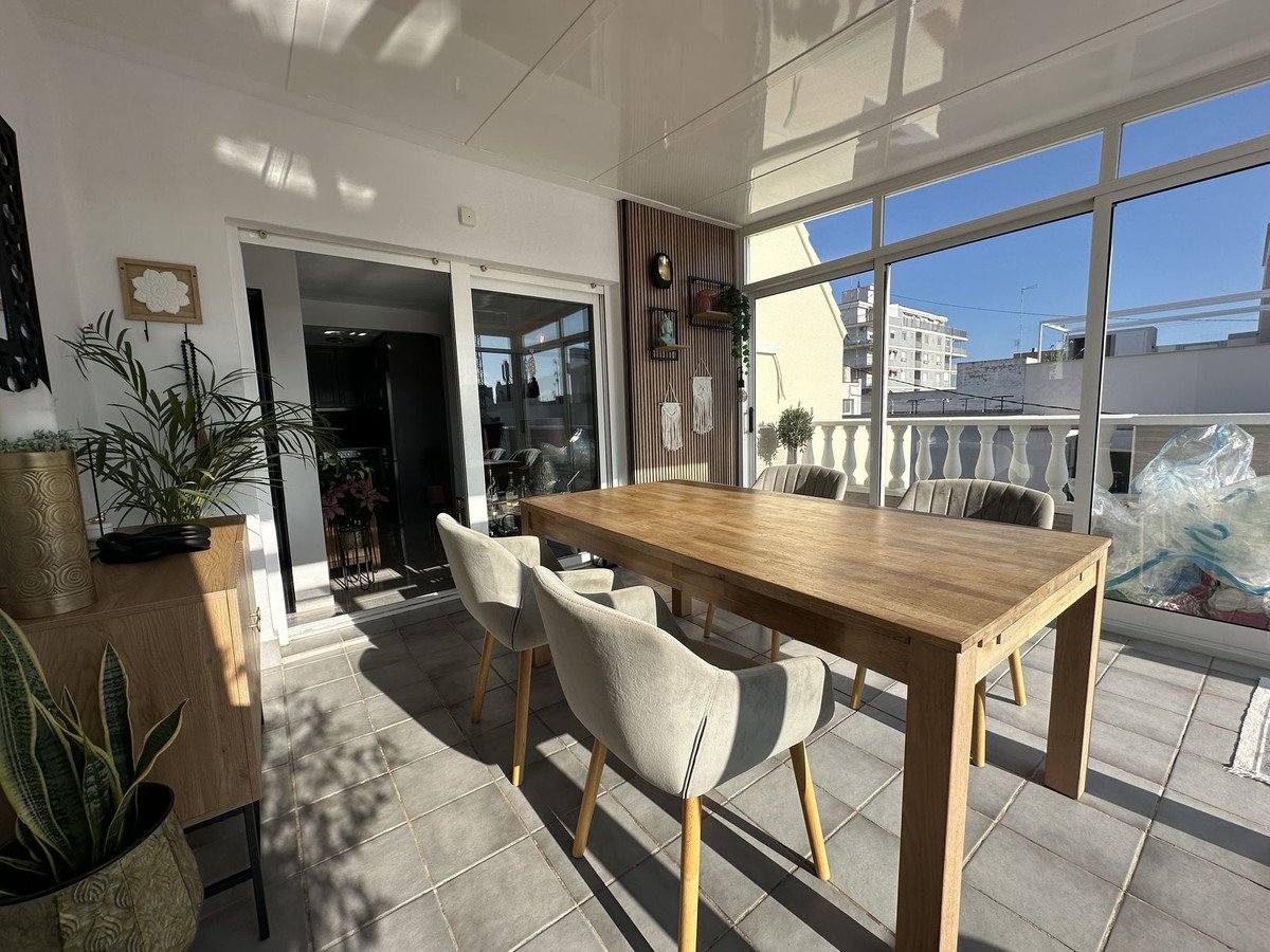 3 Bed Top Floor Apartment in Torrevieja