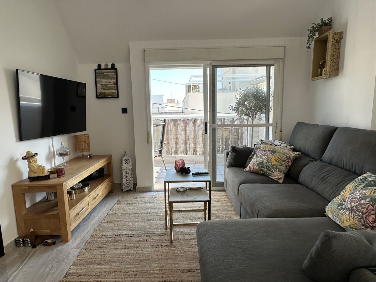 3 Bed Top Floor Apartment in Torrevieja