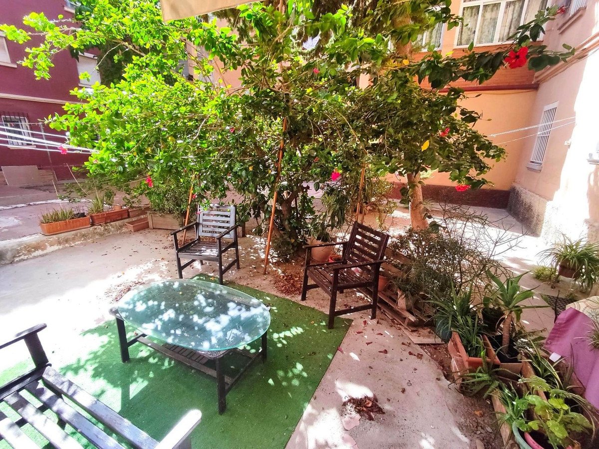 2 Bed Middle Floor Apartment in Málaga