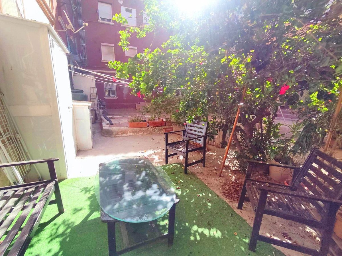 2 Bed Middle Floor Apartment in Málaga