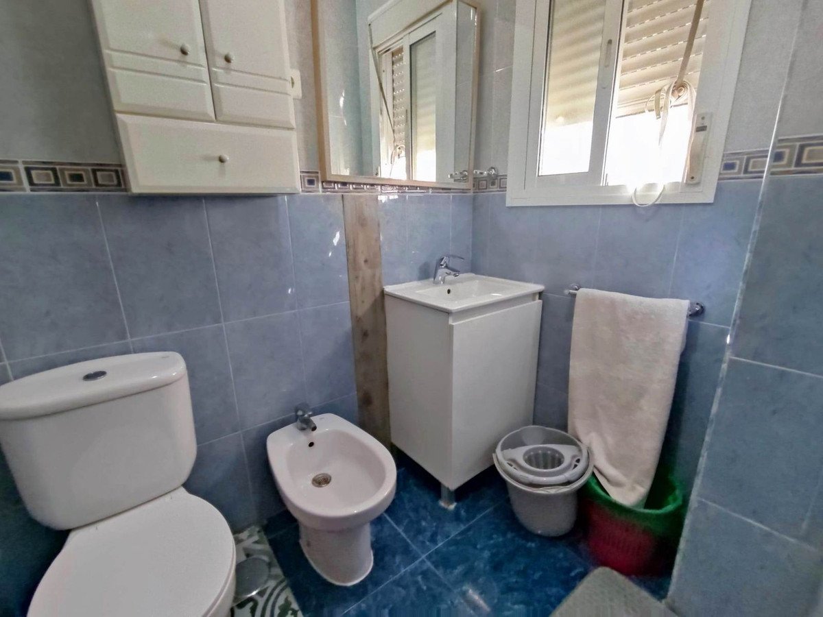 2 Bed Middle Floor Apartment in Málaga