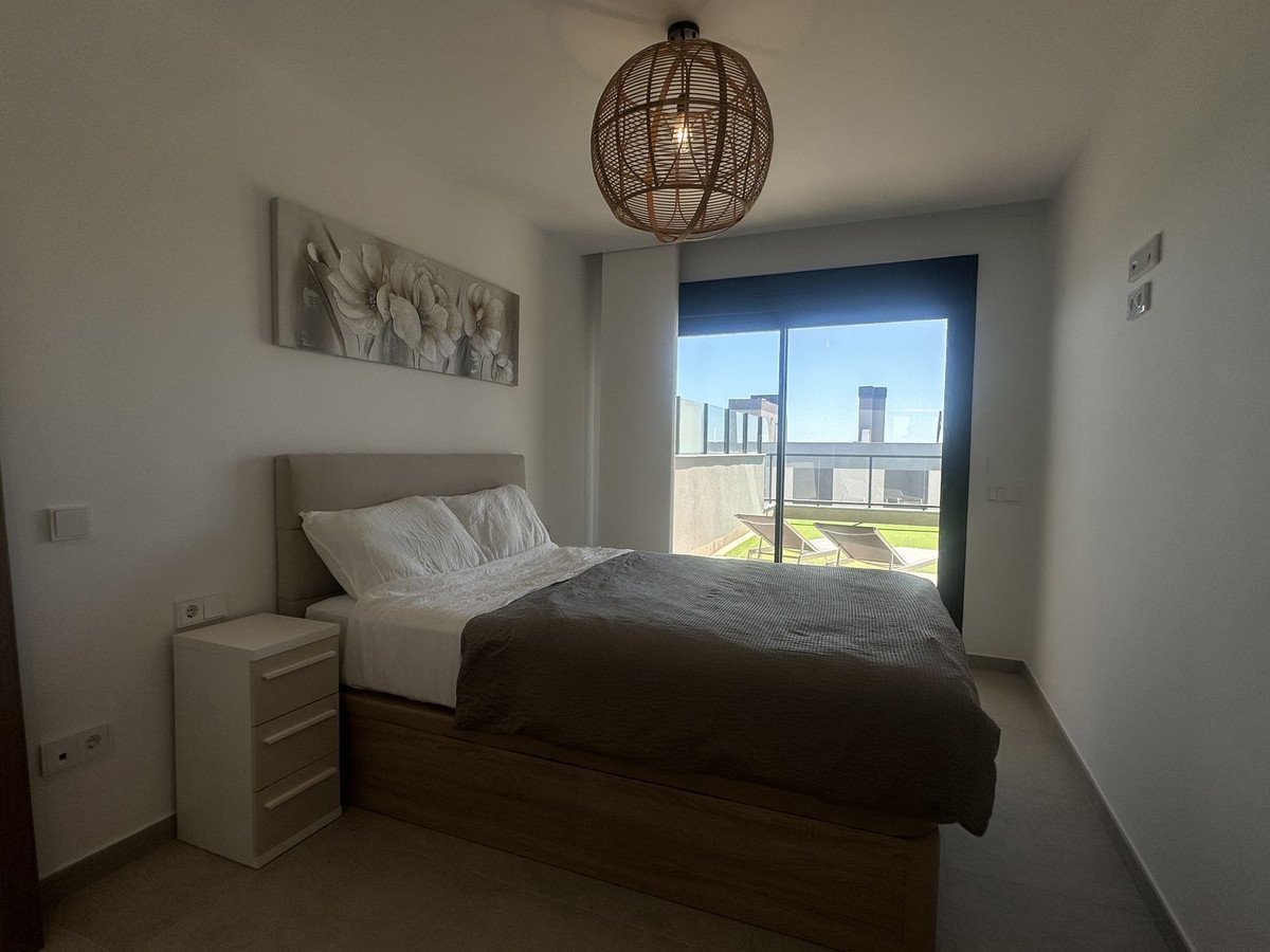 2 Bed Middle Floor Apartment in Gran Alacant