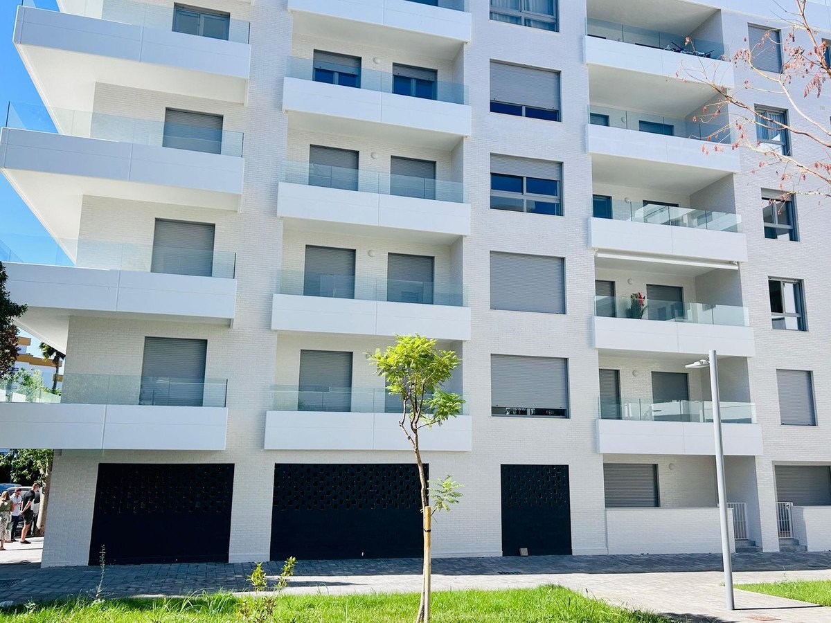 Commercial Premises in Nueva Andalucía