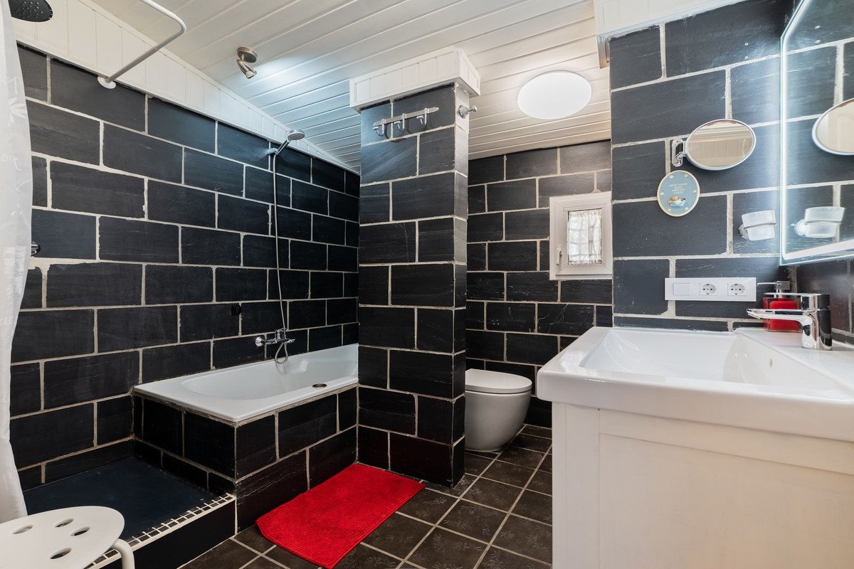 3 Bed Townhouse in Sierra Nevada