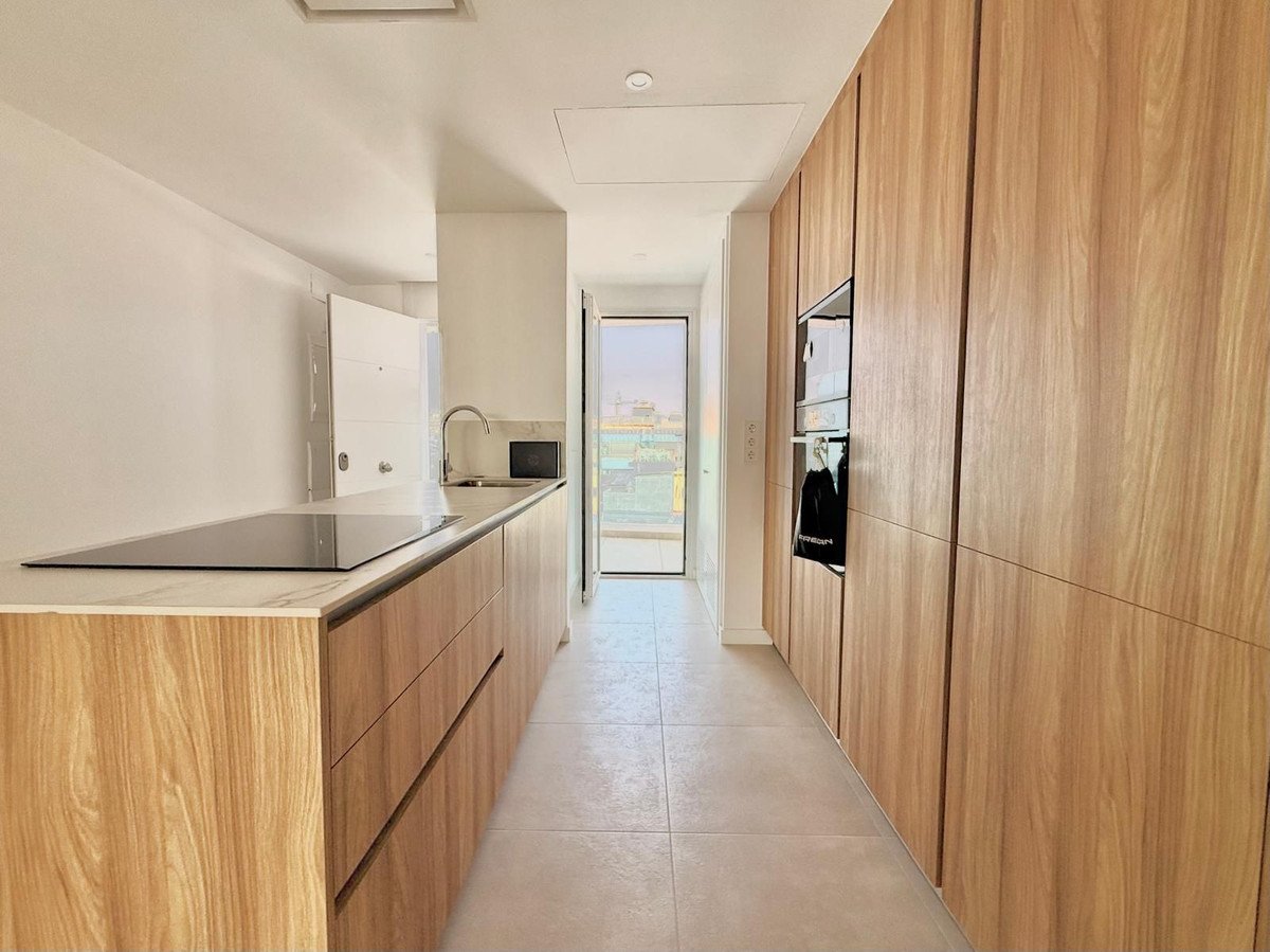 3 Bed Middle Floor Apartment in Fuengirola