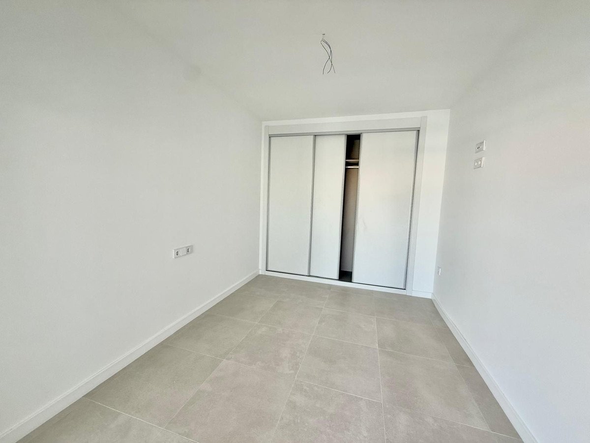 3 Bed Middle Floor Apartment in Fuengirola