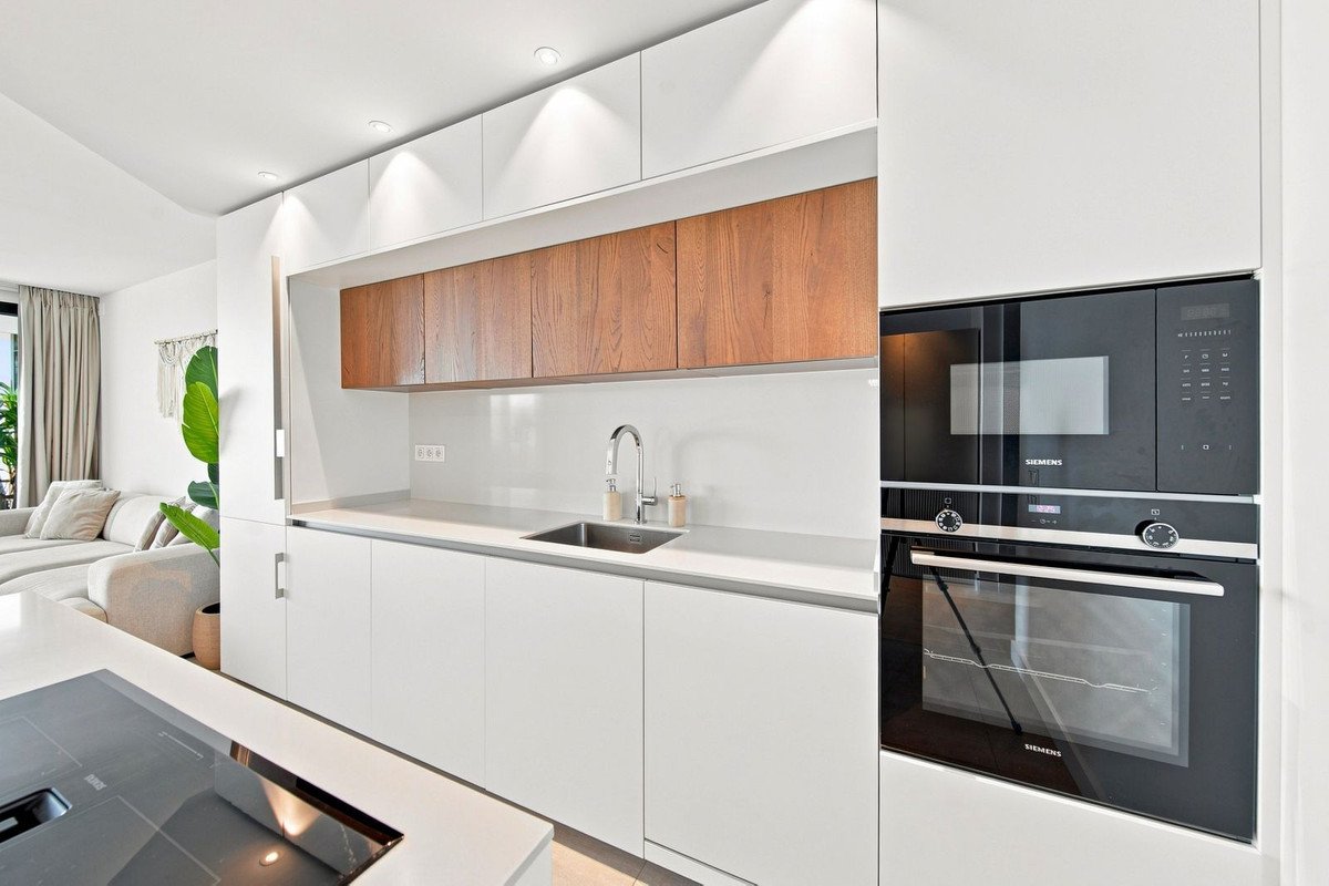 2 Bed Middle Floor Apartment in Higueron