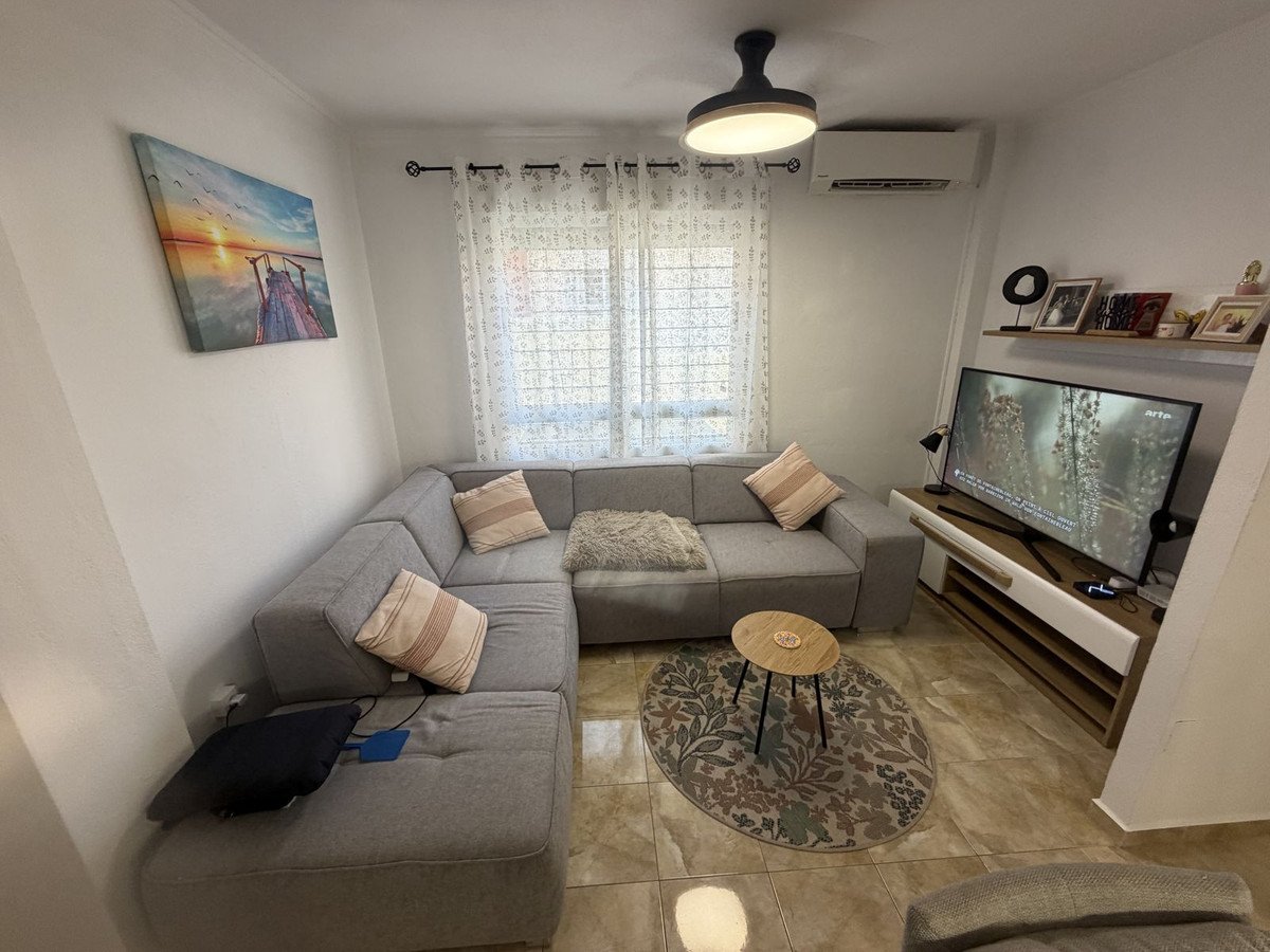3 Bed Semi-Detached House in Alicante