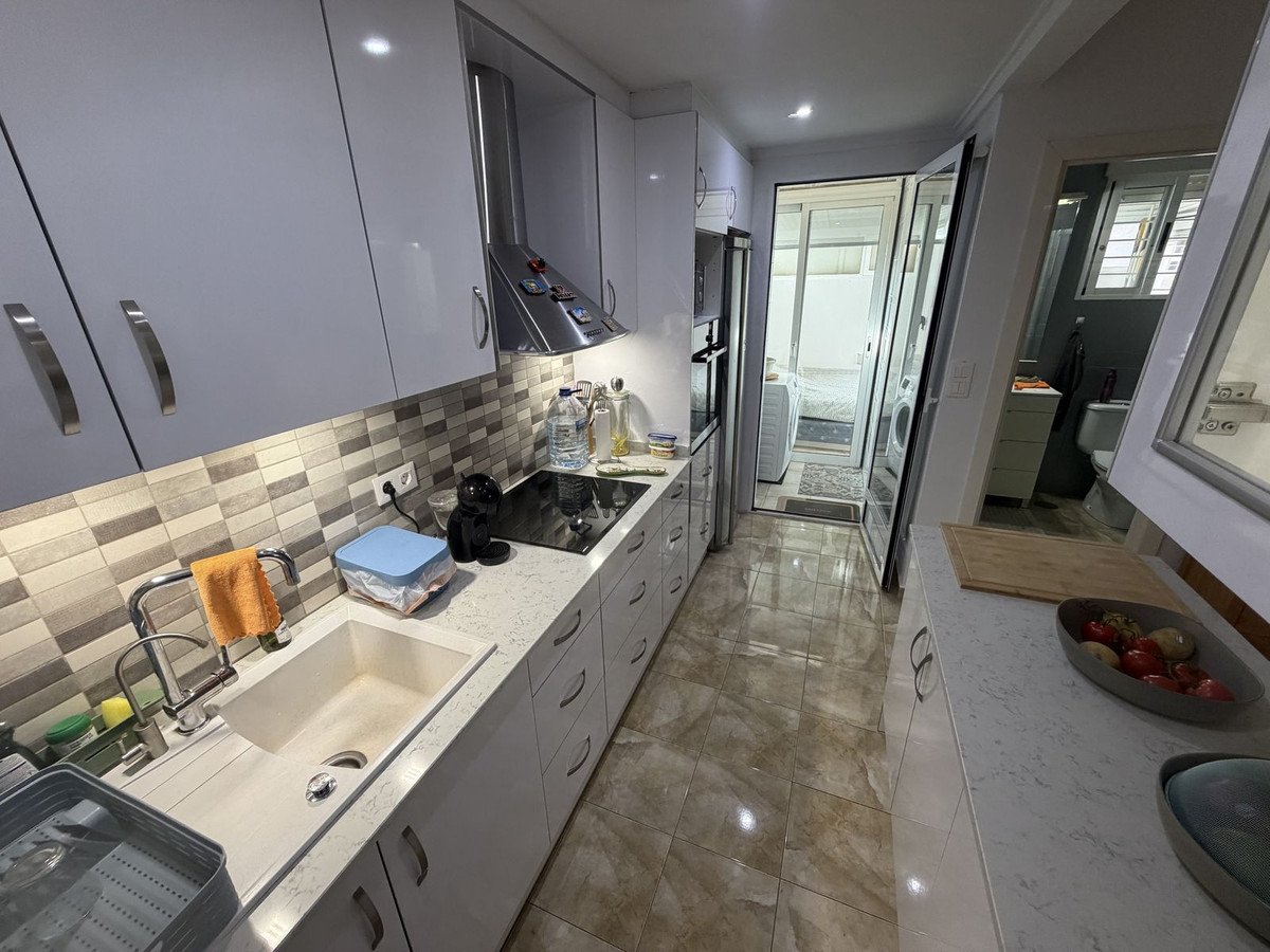 3 Bed Semi-Detached House in Alicante