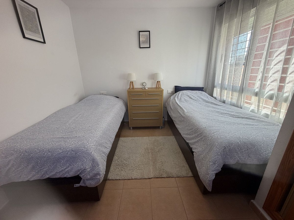 3 Bed Semi-Detached House in Alicante